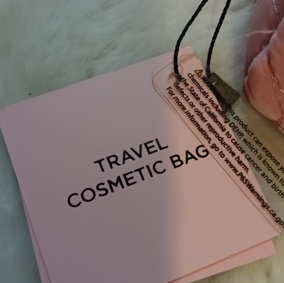 Juicy Couture Cosmetic Bag - Picture 11 of 11